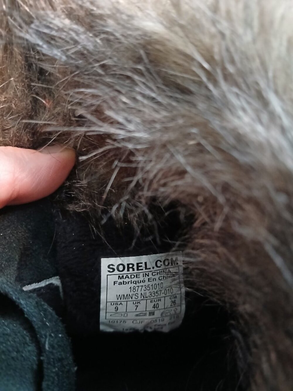 THE BEST WINTER BOOTS EVER - SOREL BLACK SIZE 9!!! - Picture 13 of 13